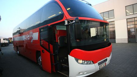 Va fi nebunie pe DN1!** Autocarul lui Dinamo va deschide drumul spre București, dacă ia Cupa