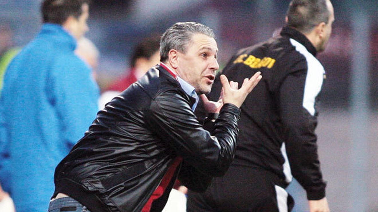 Blatul fantomă!** "L-a anunțat cineva, altfel venea cu valiza și-l arestau ca pe Teia Sponte!" Detaliile unui meci la care Șumi a pierdut un car de bani