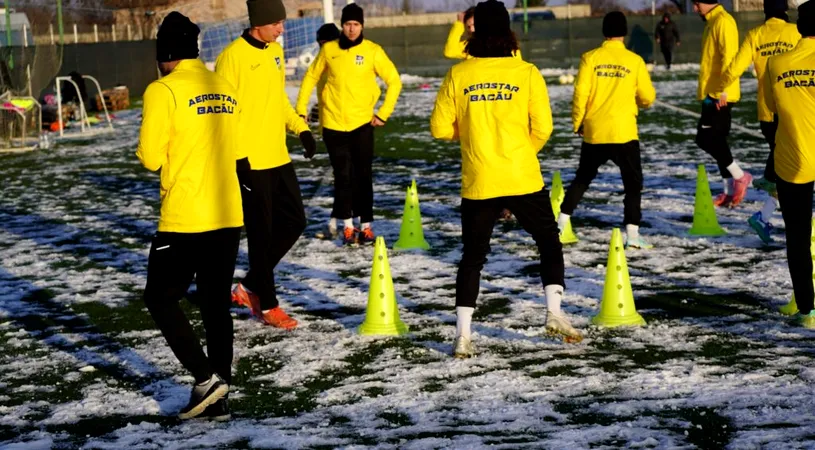 Aerostar Bacău își retrogradează antrenorul principal în rolul de ”secund” al noului șef al băncii tehnice. Schimbări ciudate în staff