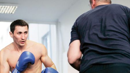 Ultimul tren spre Londra pentru boxul românesc!** "Spargem capete, nu ouă roșii"