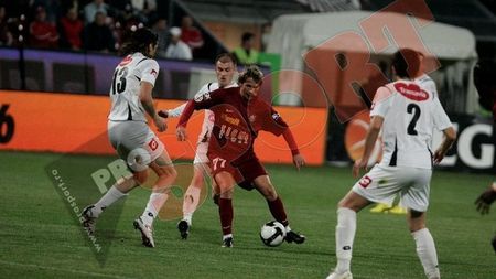 "Jucătorii de la CFR și Alba Iulia au relații fără cusur!** CFR nu e campioană sută la sută"