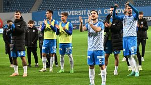 Atacantul Universității Craiova a bătut palma cu Gigi Becali pentru transferul la FCSB. Mihai Rotaru l-a sunat imediat: „Asta mi-a zis”