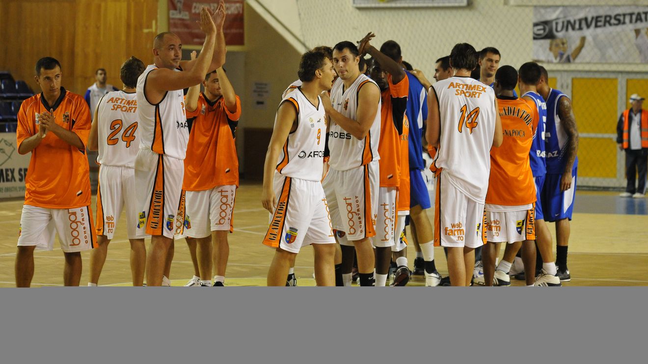 În sfârșit "gladitori"