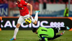 Peluza Sud Dinamo ia atitudine în cazul Rotariu: "Decizia jucătorului de a semna cu acest impresar este privită cu indignare și va fi tratată ca atare"