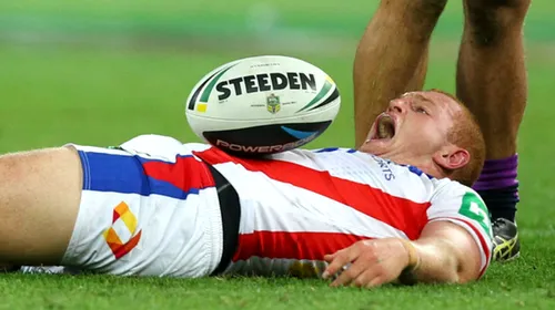 VIDEO Accidentare terifiantă a unui rugbyst australian. A suferit o leziune la gât, iar acum se află în comă