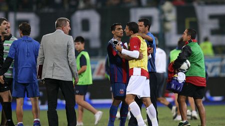 Trică a sărit la bătaie!**