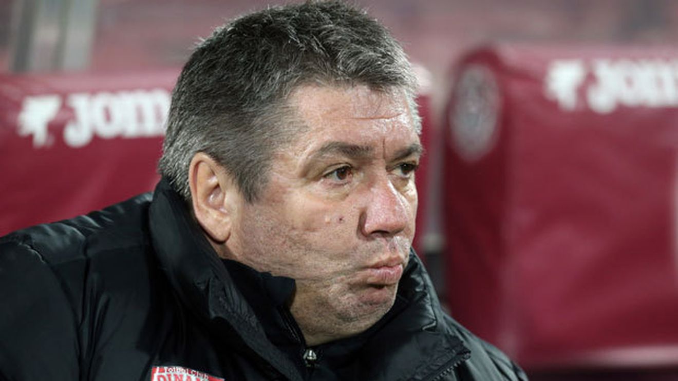Dinamo, lucrată de rivale?** Țălnar acuză ploaia de "galbene" din meciul cu "U": "Cei ce ne doresc binele au început de pe acum" 