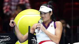 Dezvăluiri incredibile din vestiarul jucătoarelor de tenis: „Emma Răducanu este o persoană enervantă!" Ce conațională a sportivei a afirmat asta