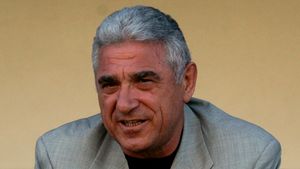 Fotbalistul cu clauză de 100.000.000 de euro de la FCSB, avertizat de Giovanni Becali! Cum îşi bate joc de cariera lui: "Dacă nu face asta"