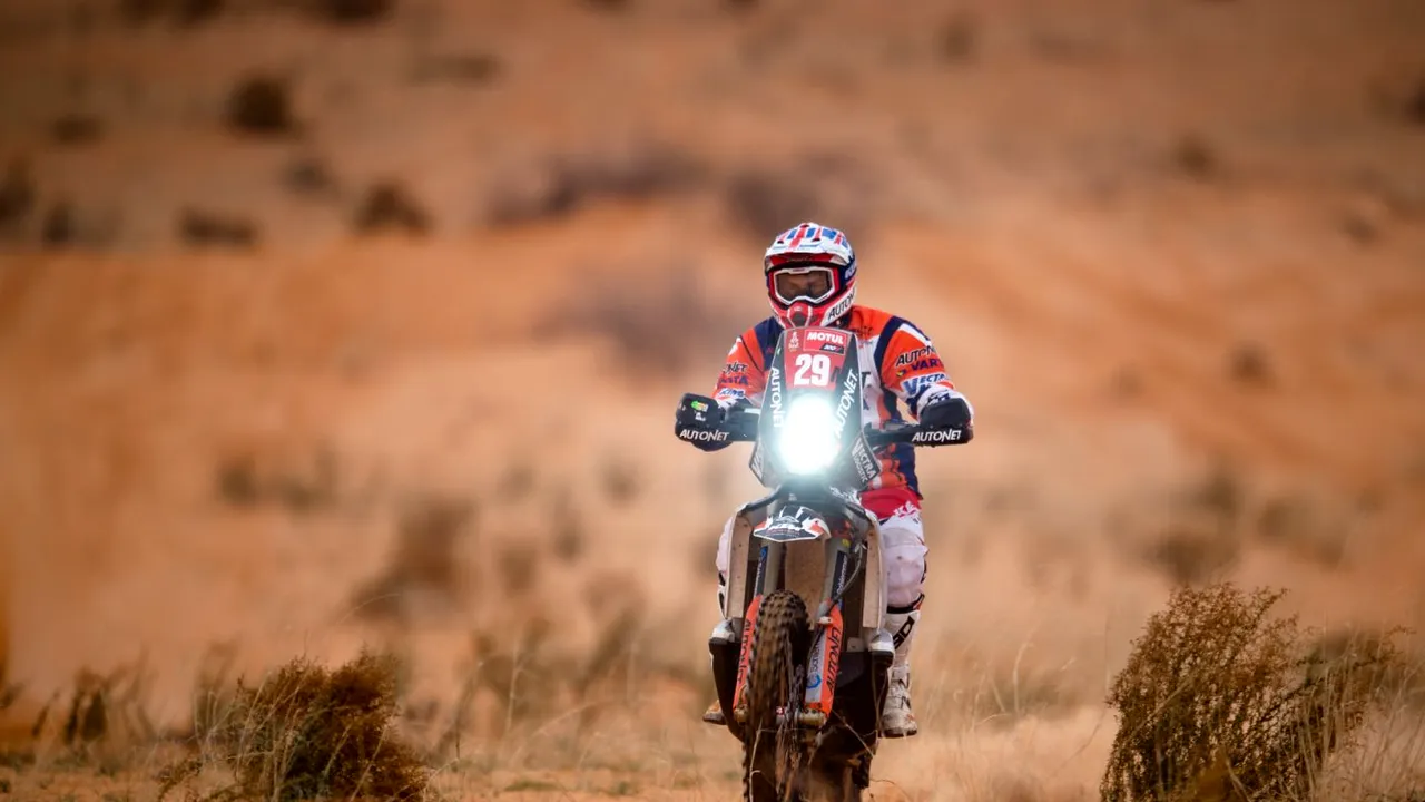 Cum arată pneurile motocicletei lui Emanuel Gyenes după o etapă dură în Raliul Dakar 2021. Sătmăreanul s-a clasat pe locul 35 la sfârșitul rundei a 7-a