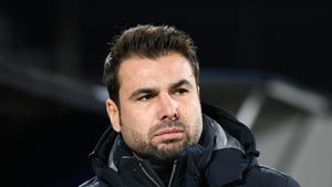 Adrian Mutu, luat în colimator de șeful său de la CFR Cluj. „Îmi aduc aminte despre ce au declarat unii despre metodele de pregătire ale lui Dorinel Munteanu”. VIDEO