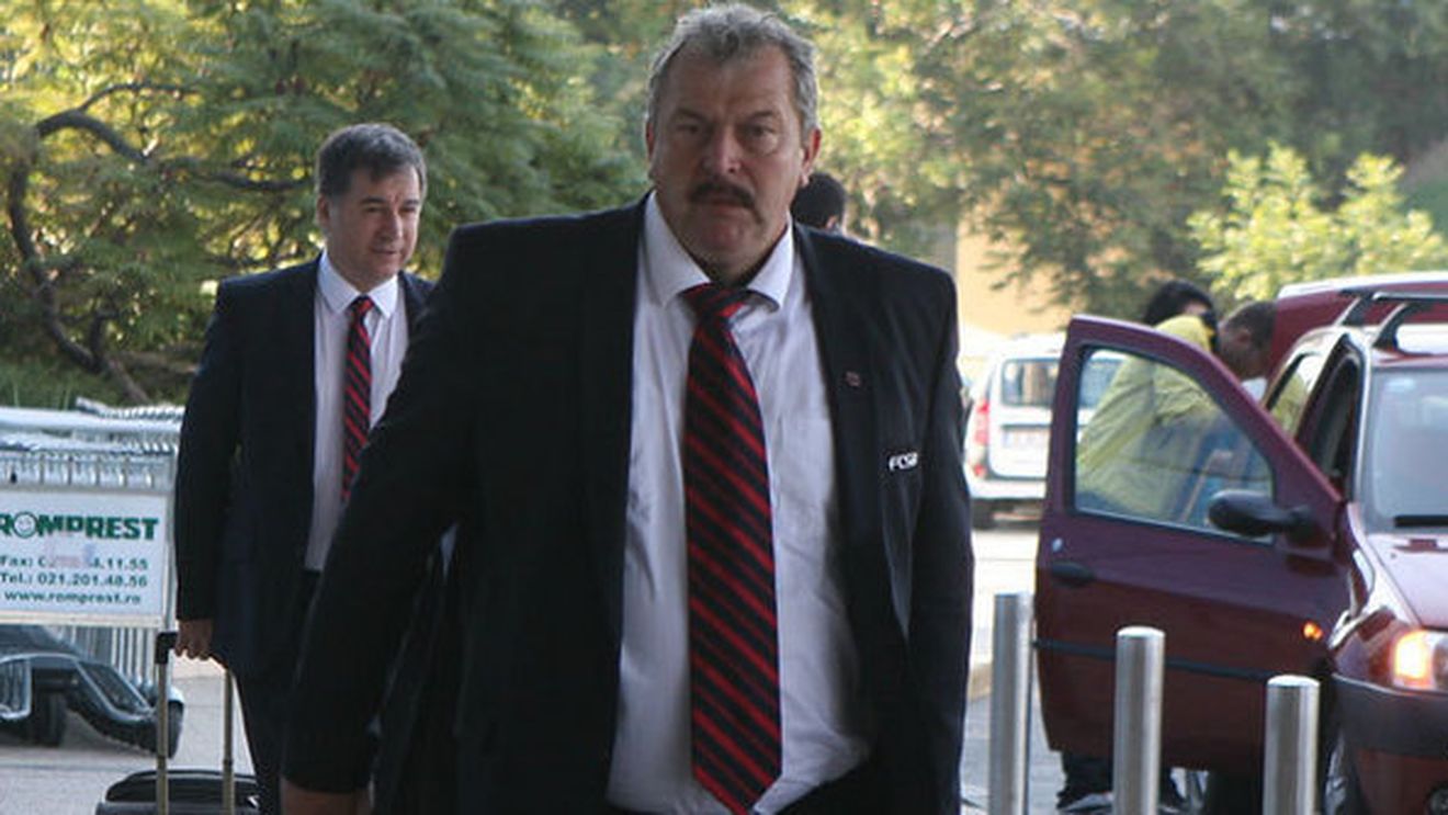 Duckadam**, debut cu dreptul ca președinte-antrenor