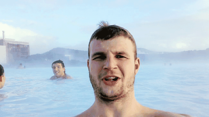 „Păsărilă, să joci  în echipa îngerilor!"