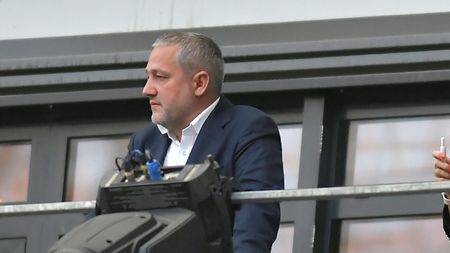 Dezvăluirile lui Gigi Becali despre transferul cu care Mihai Rotaru l-a salvat! Ce sumă uriașă trebuie să îi plătească lui Ionuț Vînă dacă vrea să-l dea afară: „Să îi dea banii acum”