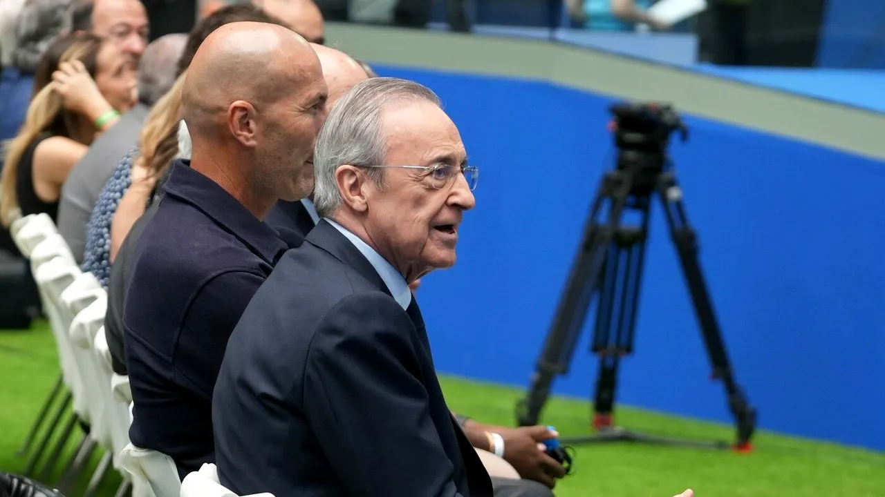 Lovitură teribilă pentru Florentino Perez: Manchester United i-a „furat” lui Real Madrid transferul puștiului francez