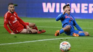 Damien Dussaut, fost jucător la Dinamo, Farul, Rapid și UTA, a ajuns la o echipă din Liga 2 care se luptă pentru evitarea retrogradării!