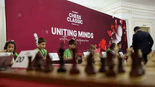 A început Superbet Chess Classic România, a doua etapă a circuitului internațional Grand Chess Tour (GCT). Care sunt primele partide. FOTO&VIDEO