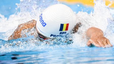 Nimeni nu spintecă apa cu o viteză atât de mare ca David Popovici în a doua jumătate a probei de 100 de metri liber. Românul are primele 4 locuri în Top, apoi vine rusul Andrei Minakov