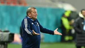 Mitică Dragomir știe că Dorinel Munteanu nu este un bețiv! Ce spune despre problemele cu băutura pe care antrenorul le-ar fi avut în trecut: „Nu mai pune gura! Garantez”