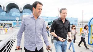 Levi spune cum a fost dat afară de Becali