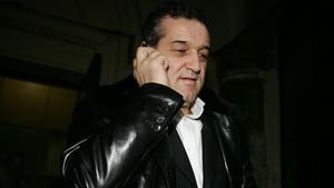 Gigi Becali era un elev silitor