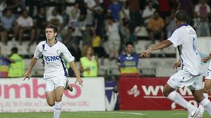 Dinamo și Steaua se LUPTĂ‚ **pentru doi dintre cei mai promițători tineri din Liga 1! VEZI cine are prima șansă!