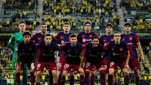 Cazul Radu Drăgușin, la FC Barcelona! Impresarul explodează și amenință: „Xavi nici nu vorbește cu el! Dacă nu îi dă minute, va pleca”