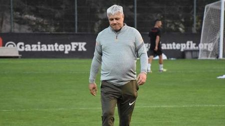 Fanii lui Gaziantep au uitat performanțele lui Marius Șumudică și îl pun la zid: „Du-te în Arabia, boss! Nimeni nu i-a știut numele înainte să vină aici!”
