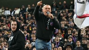 Liderul fanilor FCSB l-a făcut praf pe Edjouma și i-a cerut achiziții lui Gigi Becali: „Să se facă transferurile promise”