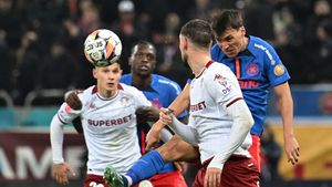 Mesajul incredibil pe care Rapid l-a postat pe tabela de la Arena Națională pentru fanii FCSB. Ce au putut afișa giuleștenii pentru rivali: le-au răsucit cuțitul în rană