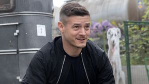 Cu cât se vinde BMW-ul lui Gabi Torje din 2016, care are 140.000 de kilometri