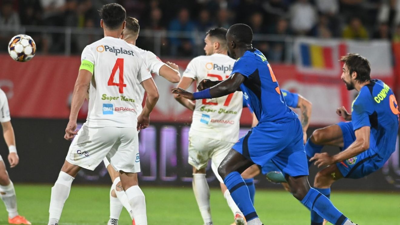 Hermannstadt - FCSB 2-2, într-un meci restant din etapa a 5-a Superligii | Sibienii, egal de aur împotriva primei clasate. Vicecampioana României a terminat meciul în 10 oameni