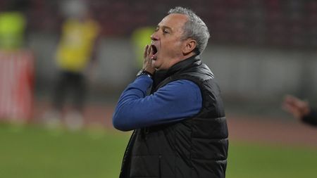 Mircea Rednic, invidios pe loturile „rivalelor” CFR, FCSB și Universitatea Craiova: „Ce echipă am avut eu?”. Explicațiile antrenorului pentru umilințele din acest sezon