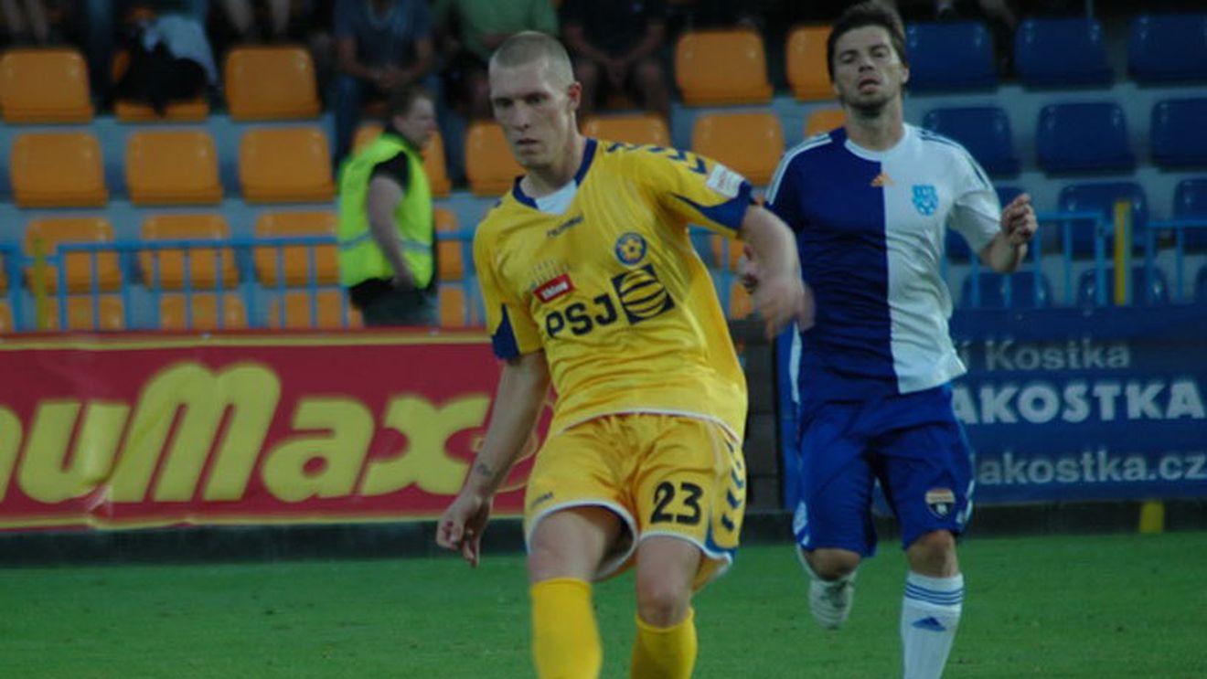 Karol Karlik a semnat cu Oțelul pentru un sezon