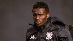 Nebuloasa David Ankeye, transferul "şampanie" pe care Dan Şucu l-a făcut de la Genoa la Rapid. Nimeni nu ştie ce se întâmplă cu el: "Niciun semn". EXCLUSIV