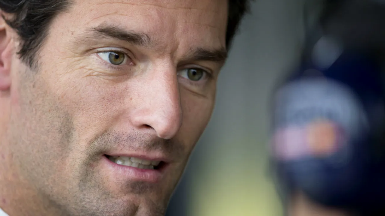 Coșmarul lui Mark Webber la Le Mans continuă. Lider cu două ore și jumătate înainte de finiș, a privit finalul cursei din garaj. Propulsia Porsche a cedat: 