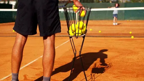 EXCLUSIV | Necazurile unui antrenor de tenis. A fost 