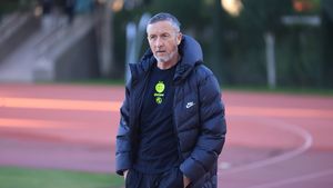 Mihai Stoica neagă vehement transferul internaționalului român la FCSB: „Negociem cu un atacant din alt campionat!”