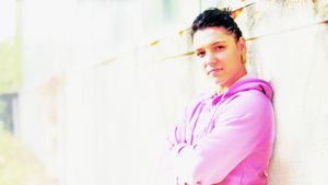 Machiaj, unghii rupte și bătături