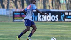 Dumitru Cardoso, la primul gol pentru Napoli!** "Ne concentrăm pe Europa League"