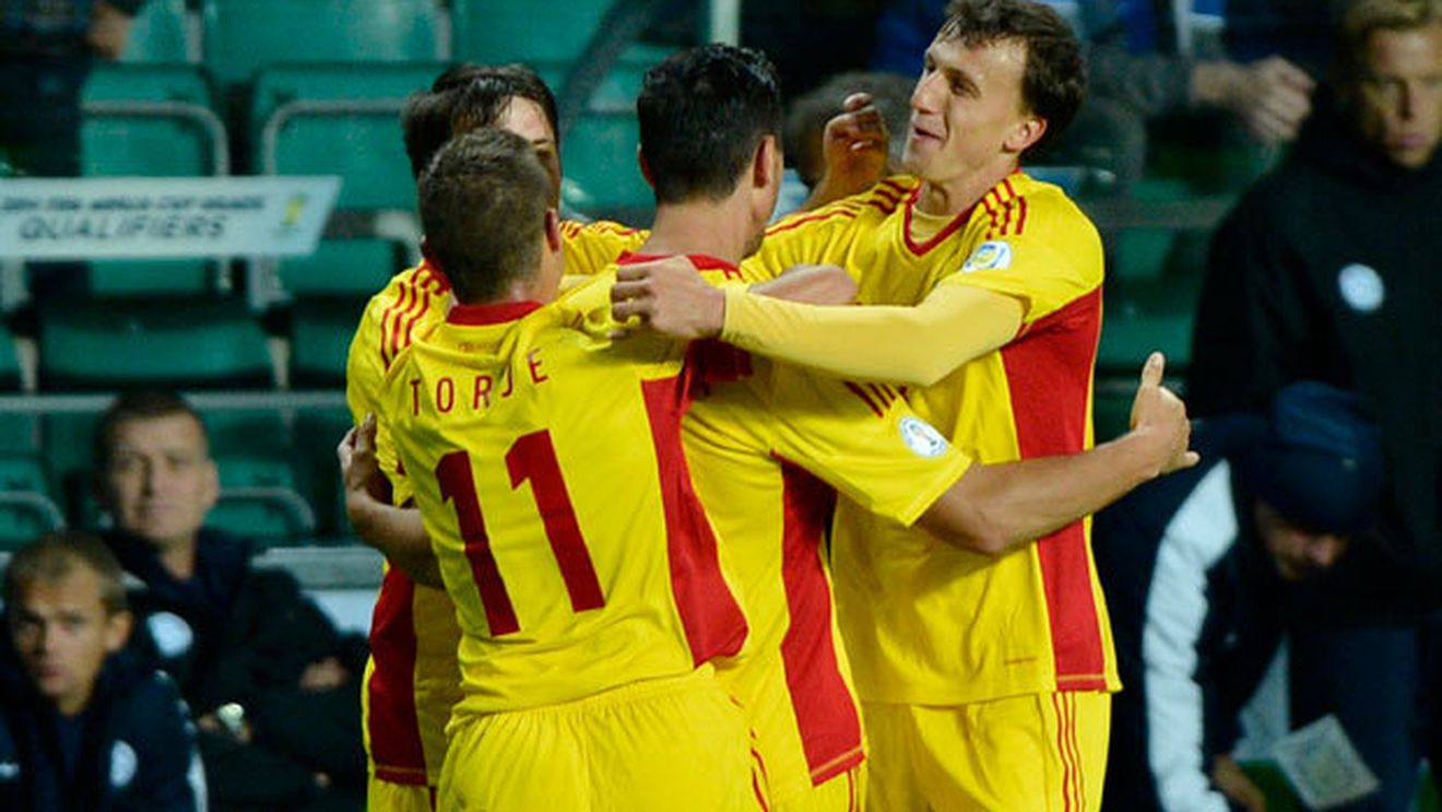 Creatorul super-Ajaxului de la mijlocul anilor '90 a remarcat doi români:** "Nu e înțelept să le spun numele!" Evoluția din teren demască secretul olandezului