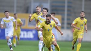 Florin Andone, din nou în atenția selecționerului Cosmin Contra! De când nu a mai fost convocat atacantul lui Brighton