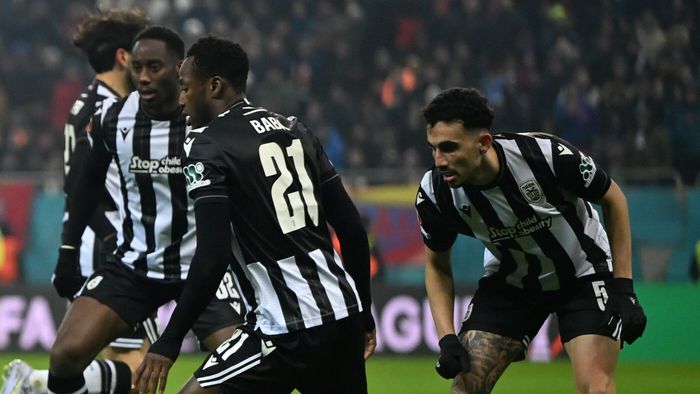 Cum au numit-o grecii pe PAOK după ce Răzvan Lucescu a adus-o la 3 puncte de rivalele din fruntea campionatului