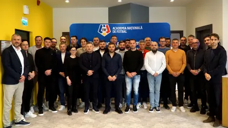 12 cluburi din Liga 2 au reprezentant în a doua ediția a cursului de director sportiv certificat de FRF. Președinți, manageri, antrenori și foști sau actuali jucători sunt înscriși