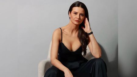 Gabi Torje şi Ciprian Marica nu-şi mai vorbesc din cauza Iuliei Pârlea, prezentatoarea de la PRO TV: „Băi, mi-ai furat gagica!” / „Stai, mă, că nu mai eşti cu ea de ani”