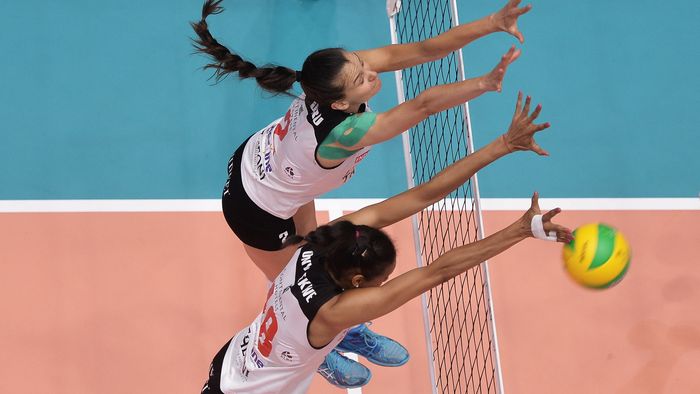 Nenka Onyejekwe: "Nu-mi vine să cred că sunt în finala Ligii Campionilor". Jucătoarea echipei Alba Blaj a făcut un apel înaintea finalei cu VakifBank: "Haideți la sală, oameni buni! Am scris istorie, vă rog să fiți alături de noi"