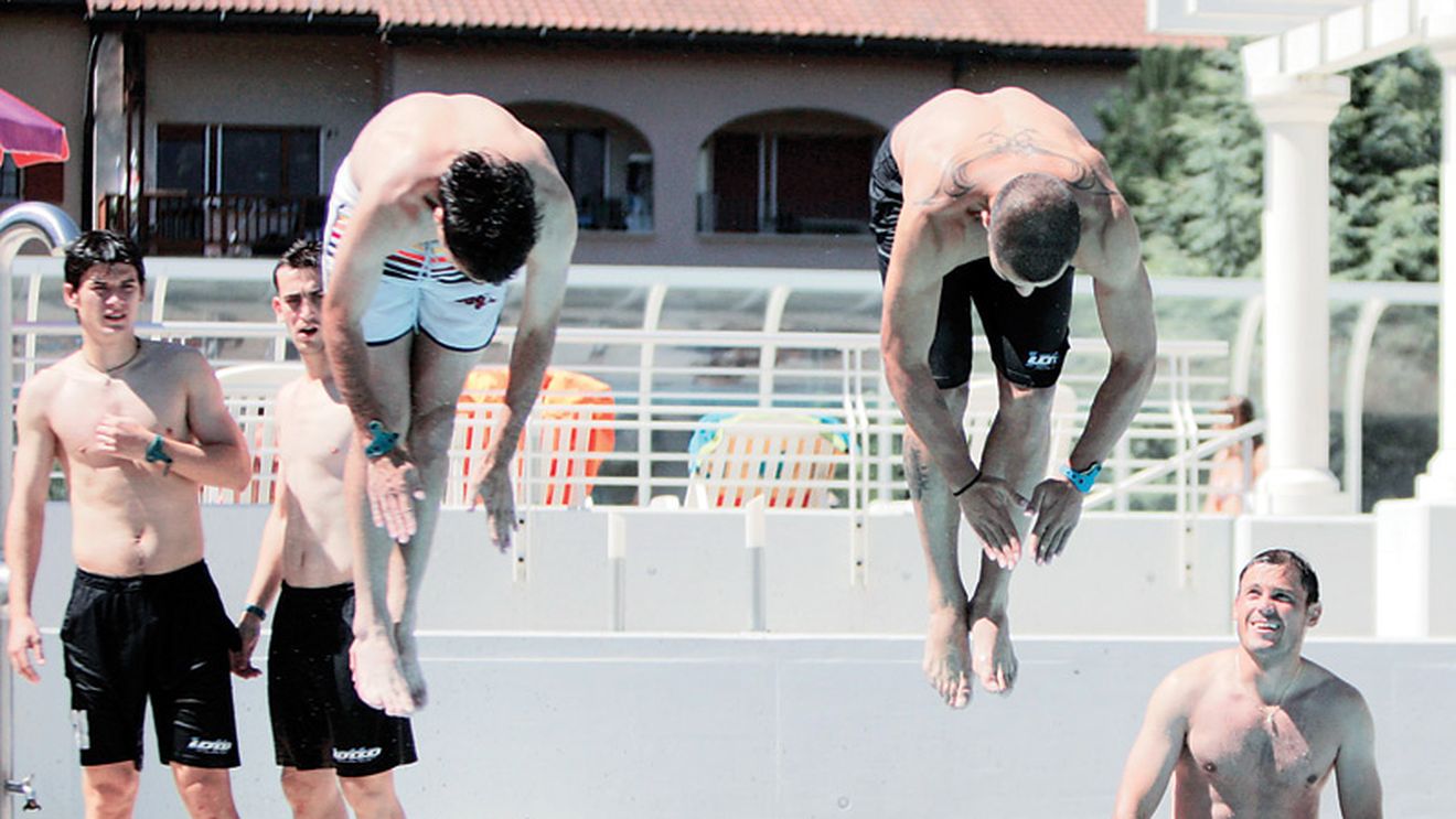 Fundașii rapidiști "au intrat la apă"