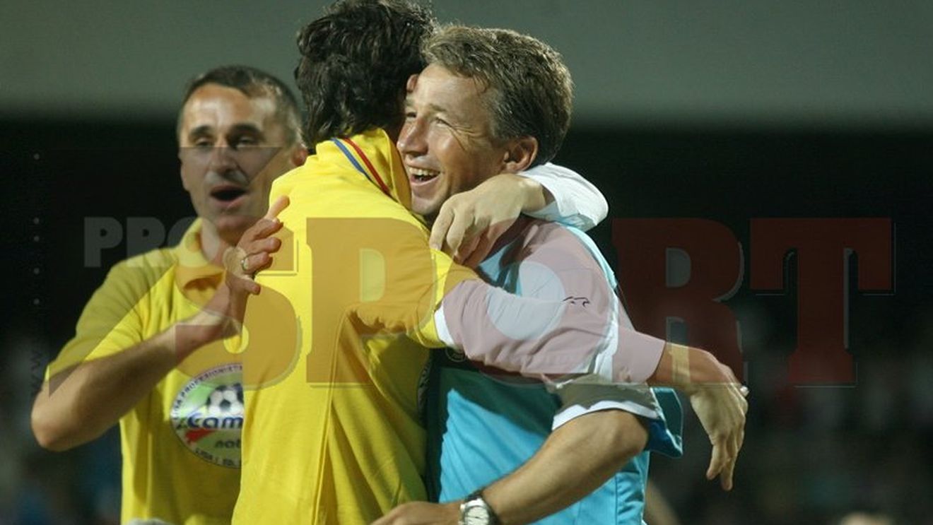 "S-a născut un mare antrenor!** Din păcate, este marfă de export!"