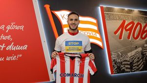 A dat gol cu FCSB și Virgil Ghiță a plecat de la Farul! Gică Hagi l-a vândut pe fotbalistul dorit și de Gigi Becali