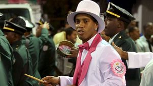 Ronaldinho petrece din nou